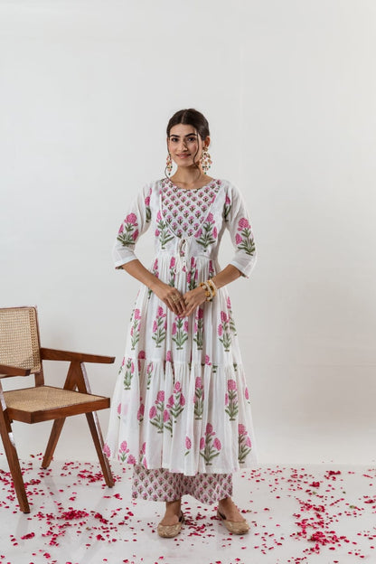 Women premium Ivory cotton kurta & dupatta set
